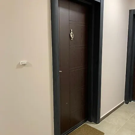 Студио Хил Сити Apartment *